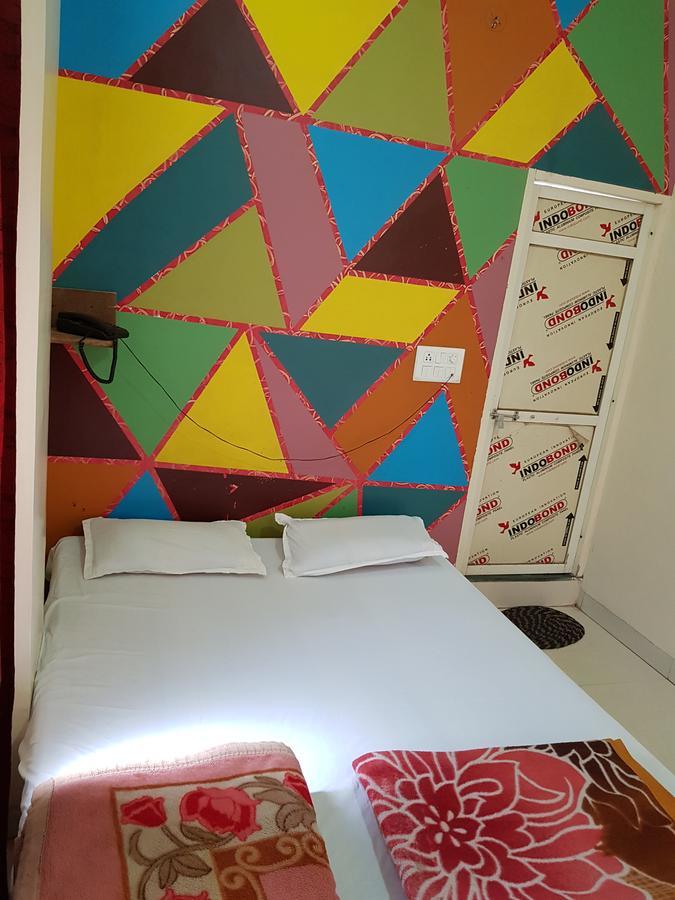 Hotel Shri Radhe Krishna Godarpura Kültér fotó